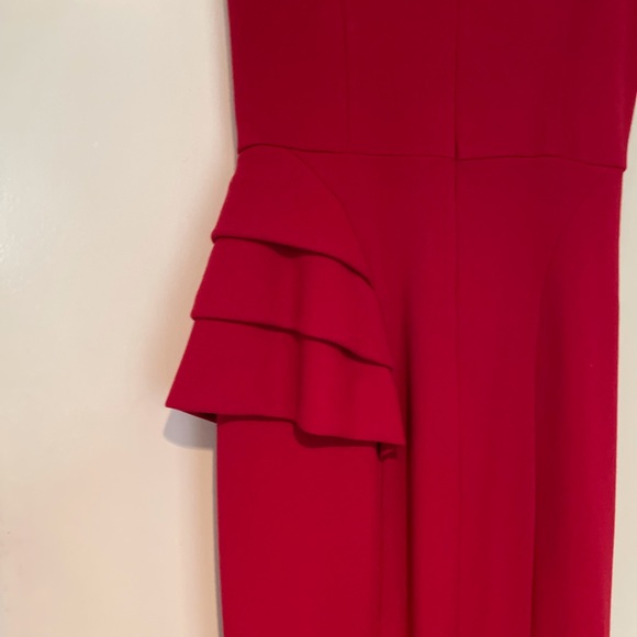HOTTEST Color for FALL!  Red Draped dress with side detail - Picture 4 of 12